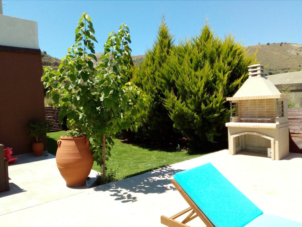 House Veggera - Private Swimming Pool Guest House Pombia Exterior foto