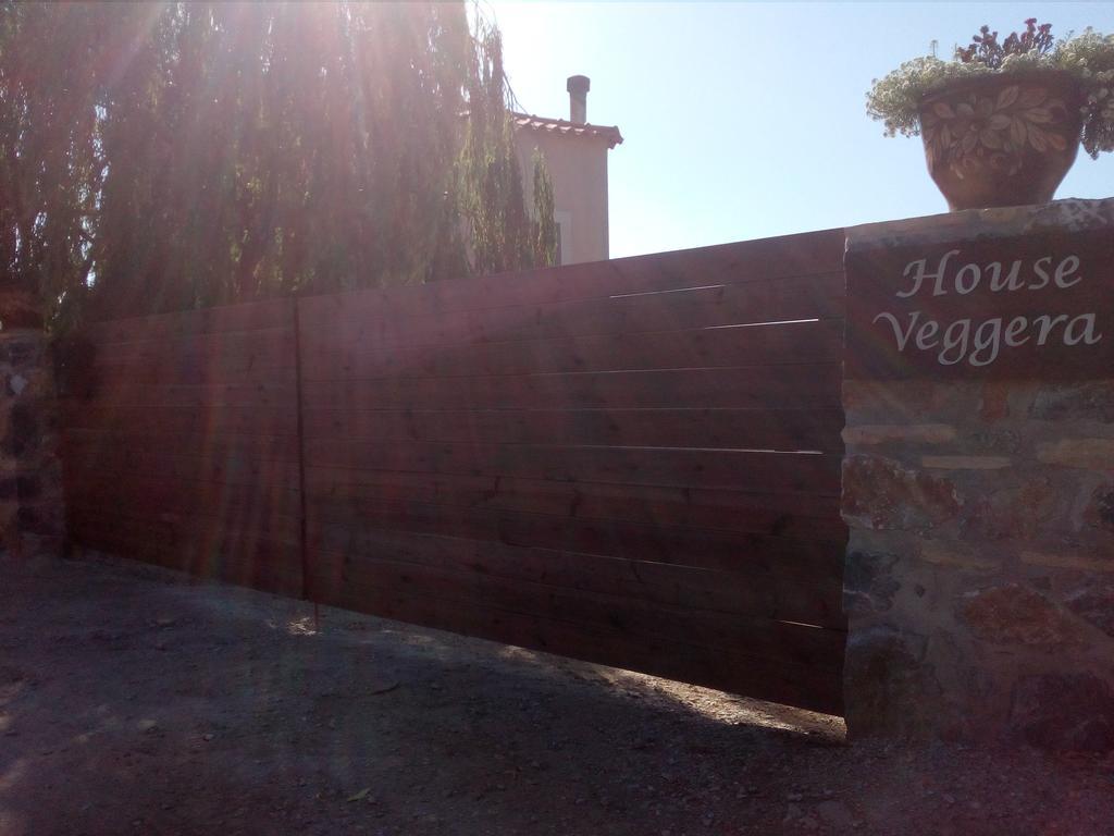 House Veggera - Private Swimming Pool Guest House Pombia Exterior foto