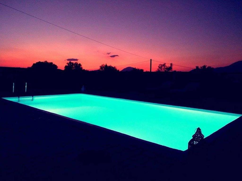 House Veggera - Private Swimming Pool Guest House Pombia Exterior foto
